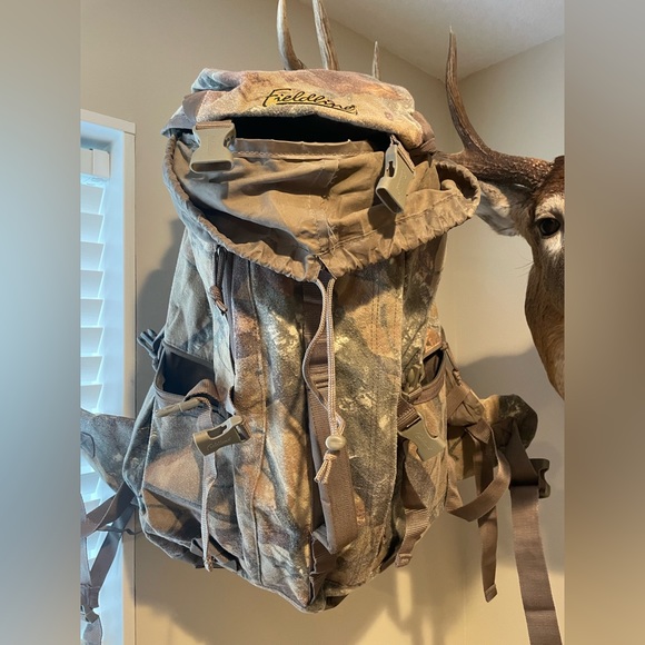 Other - Fieldline light frame hunting backpack